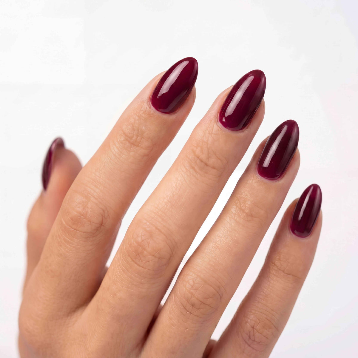 FRESHLY APPLIED — Each Set Lasts 3-5 Weeks Chip Free